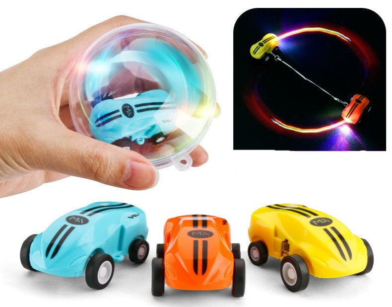 Pocket Cars™ – USB-uppladdningsbar Stuntleksaksbil med LED