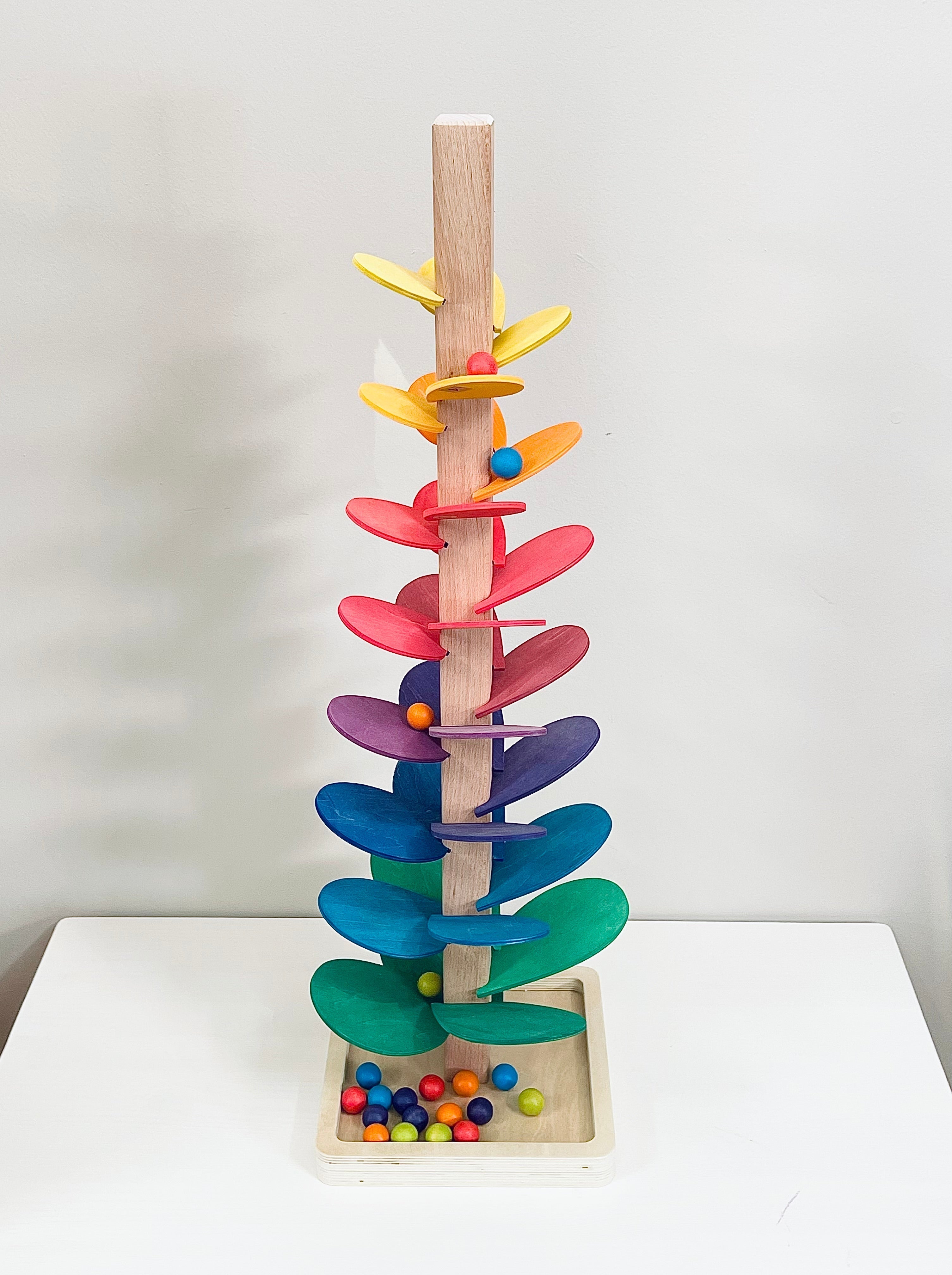 Trä Musikträd med Kulor – Pedagogisk Kulbana Leksak för Barn | MelodySprout 71 cm