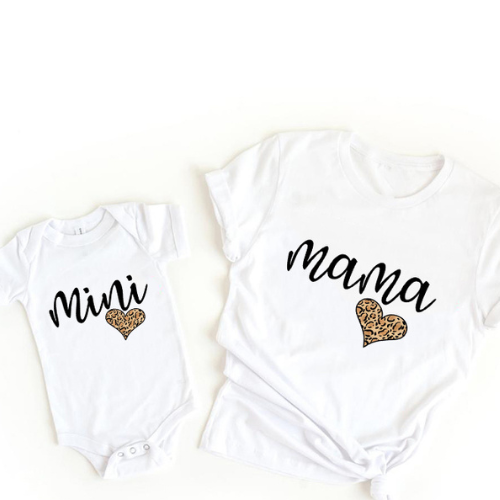 Matchande mamma- och dotteroutfit – skjorta och romper i bomull