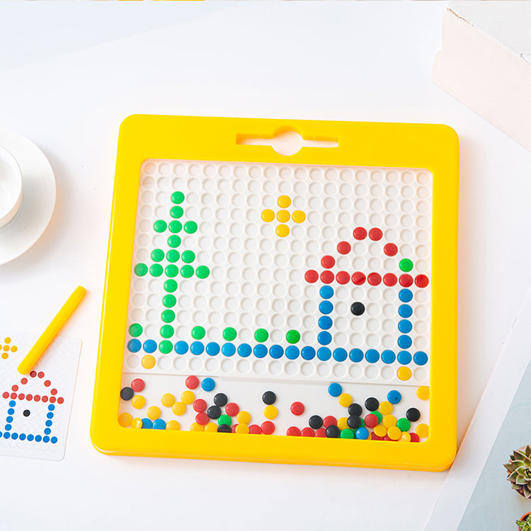 Magnetiskt ritbord – Kreativ lek för barn