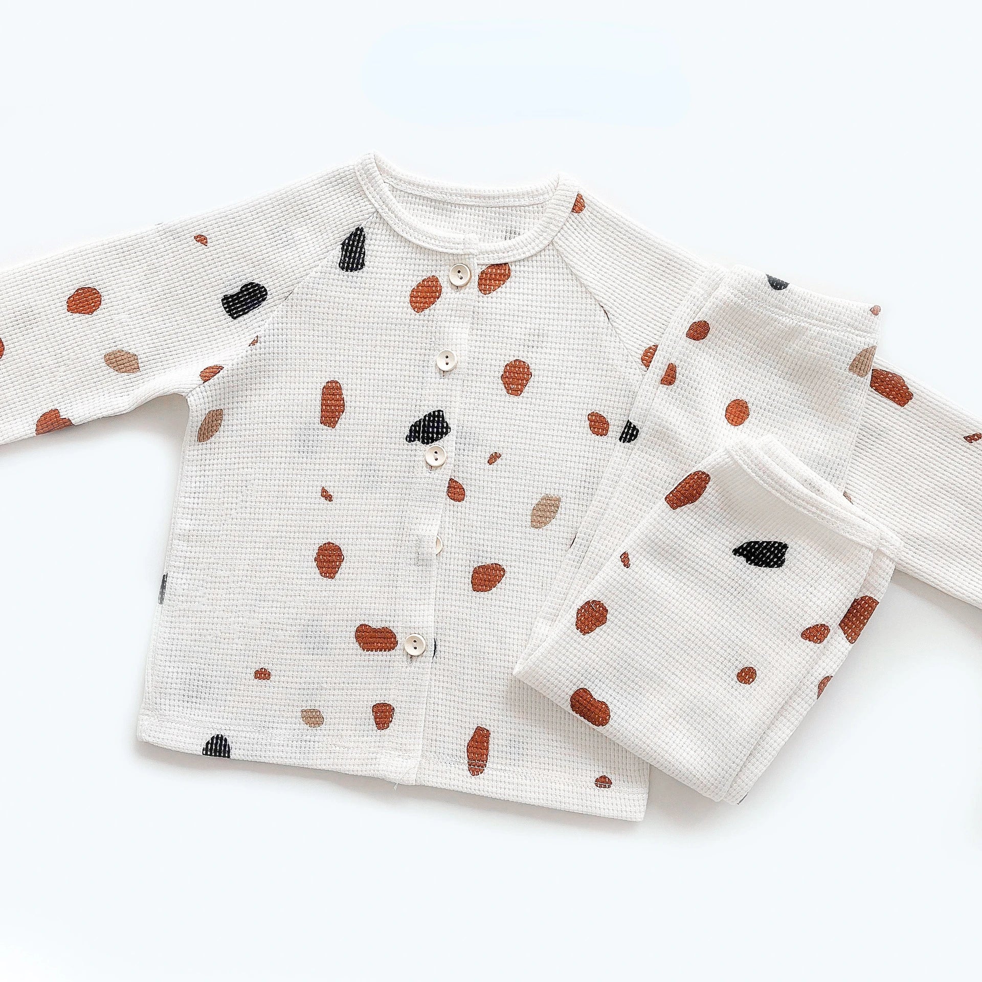 Barnpyjamas i bomull – mjuk, luftig och unisex
