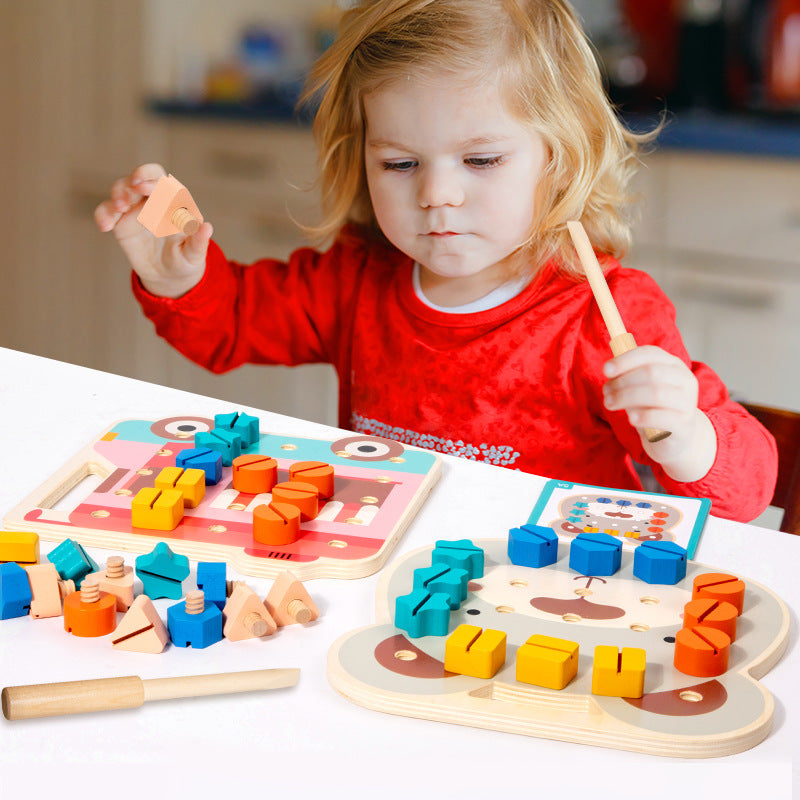 Montessori skruvspel i trä för småbarn – Pedagogisk leksak för motorik och färger