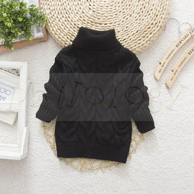 Stickad tröja för barn med polokrage – Varm och tidlös design