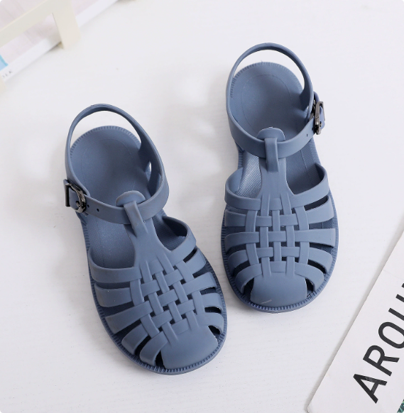 Sandaler för barn – Halkfria badskor med komfort och skydd