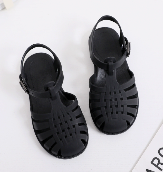 Sandaler för barn – Halkfria badskor med komfort och skydd