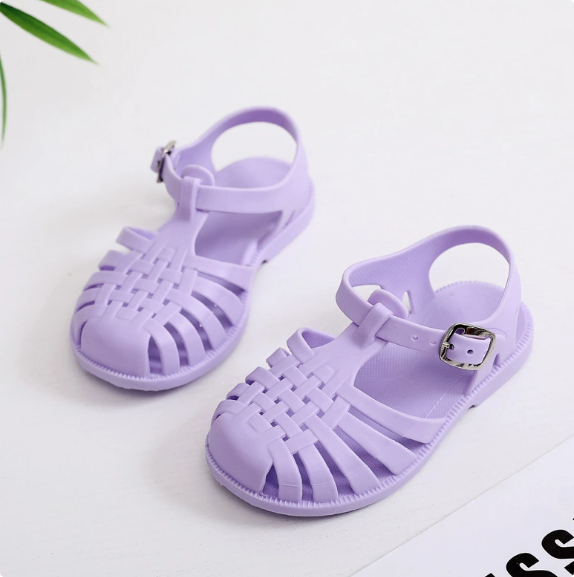 Sandaler för barn – Halkfria badskor med komfort och skydd