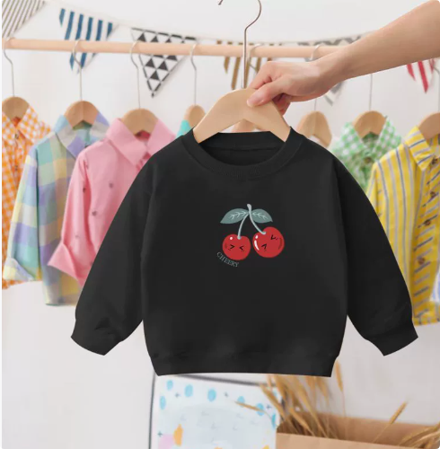 Stickad körsbärströja för barn – Söt och bekväm design