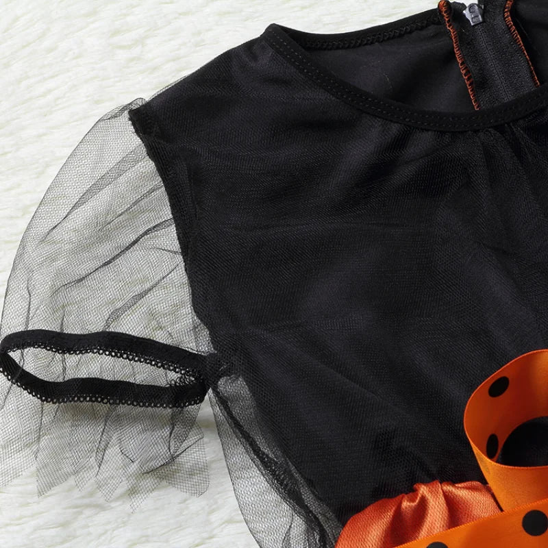 Halloweenoutfit – klänning för cosplay och karneval, elegant och enkel