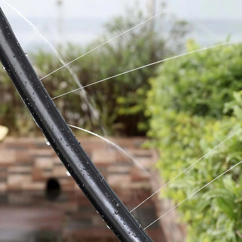 Trampolinspridare med vattendimma – Förvandlar studsmattan till vattenlek