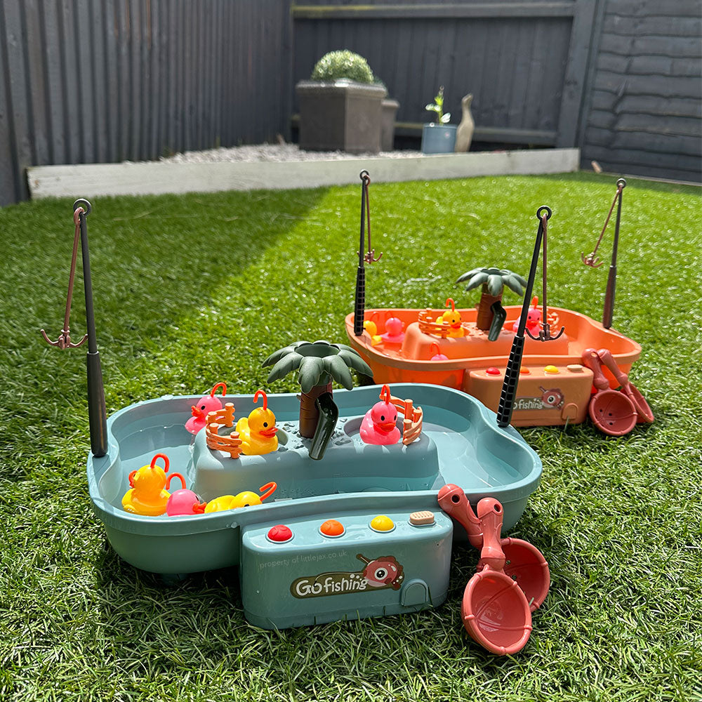 Ankspel för barn – Fångst- och fisklek med vatten för motorik och koordination