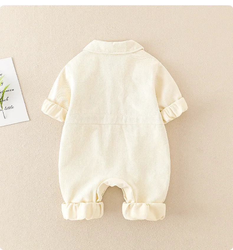 Barnjumpsuit i denim – bekväm och hållbar