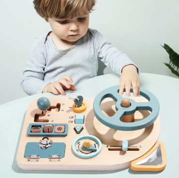 Montessori-ratt i trä – Pedagogisk lek för småbarn