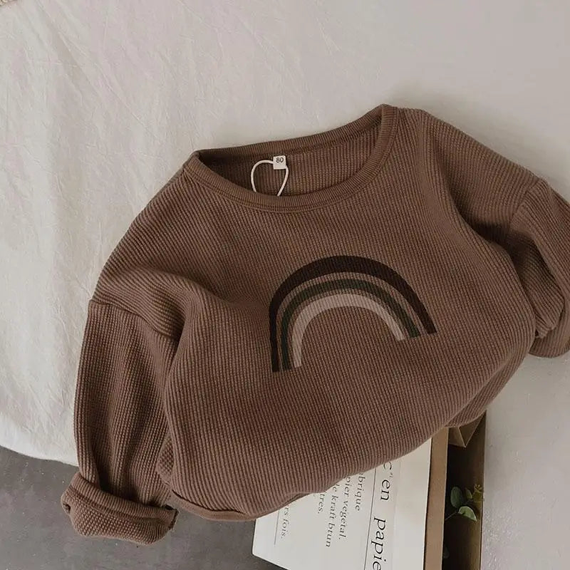Långärmad t-shirt för barn – Perfekt för alla årstider
