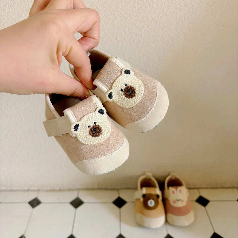 Babyskor – Säkra och bekväma för ditt barns första steg