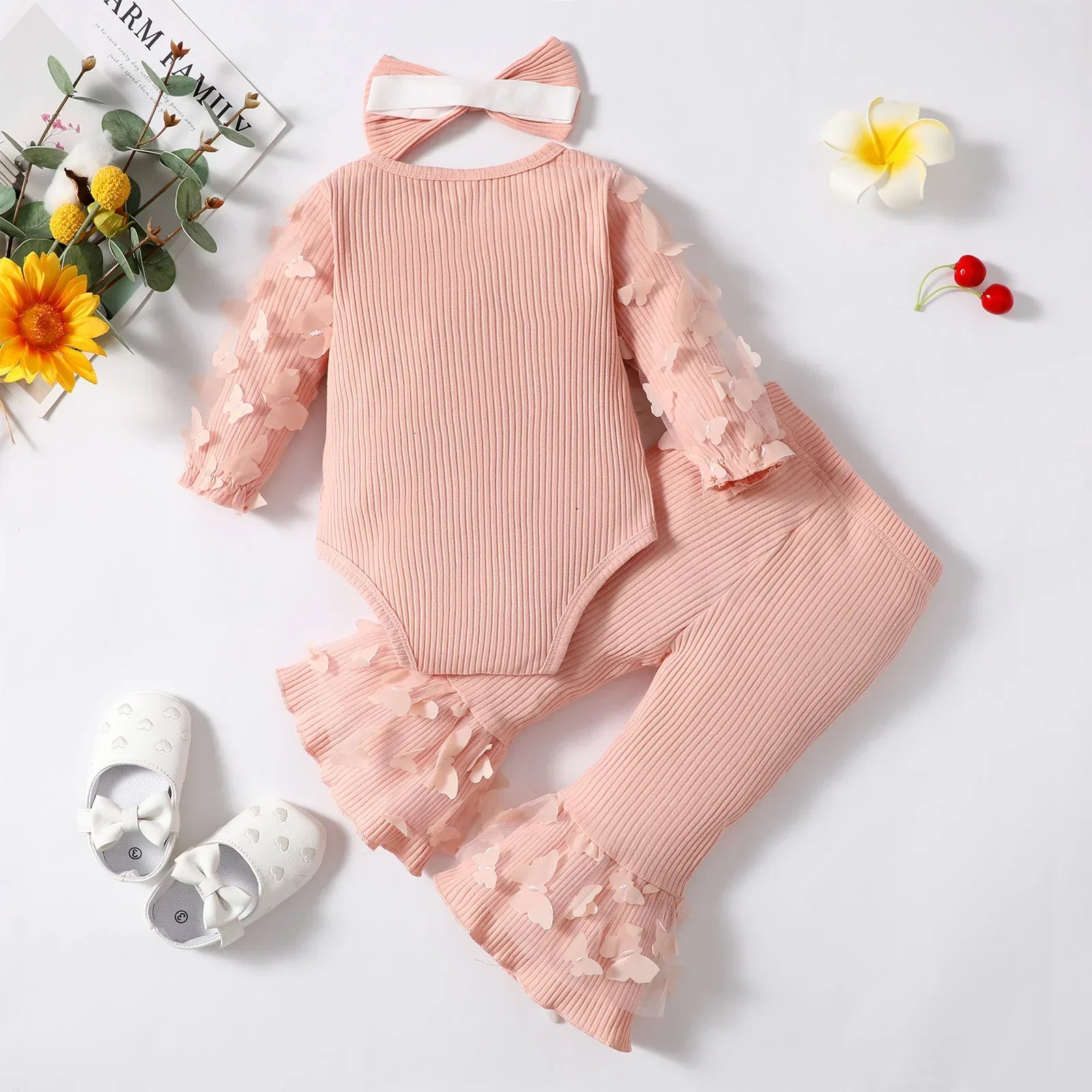 Romper och byxor för flickor – bekväm och stilren bomullsoutfit