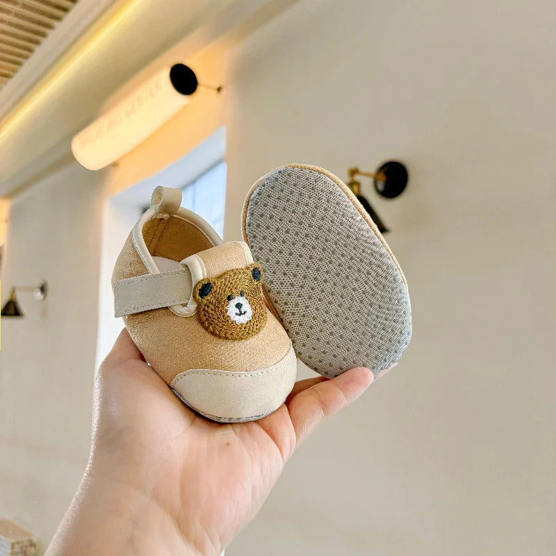 Babyskor – Säkra och bekväma för ditt barns första steg