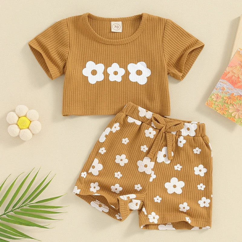 Sommarset för flickor – kortärmad topp och shorts