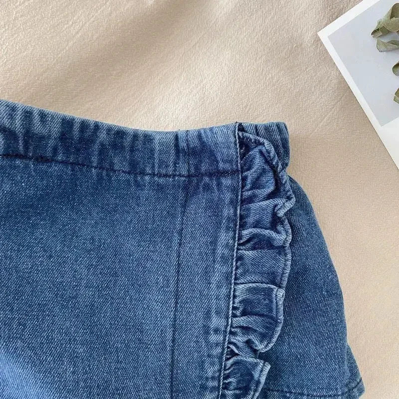 Spetsset för flickor – Sommarens eleganta outfit med blus & kjol