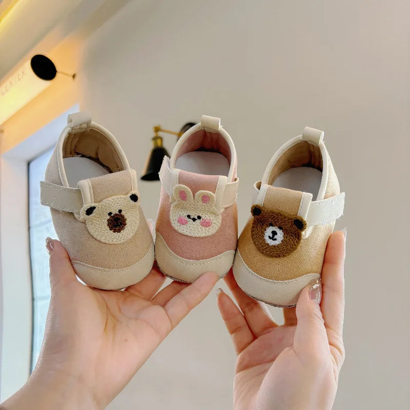 Babyskor – Säkra och bekväma för ditt barns första steg