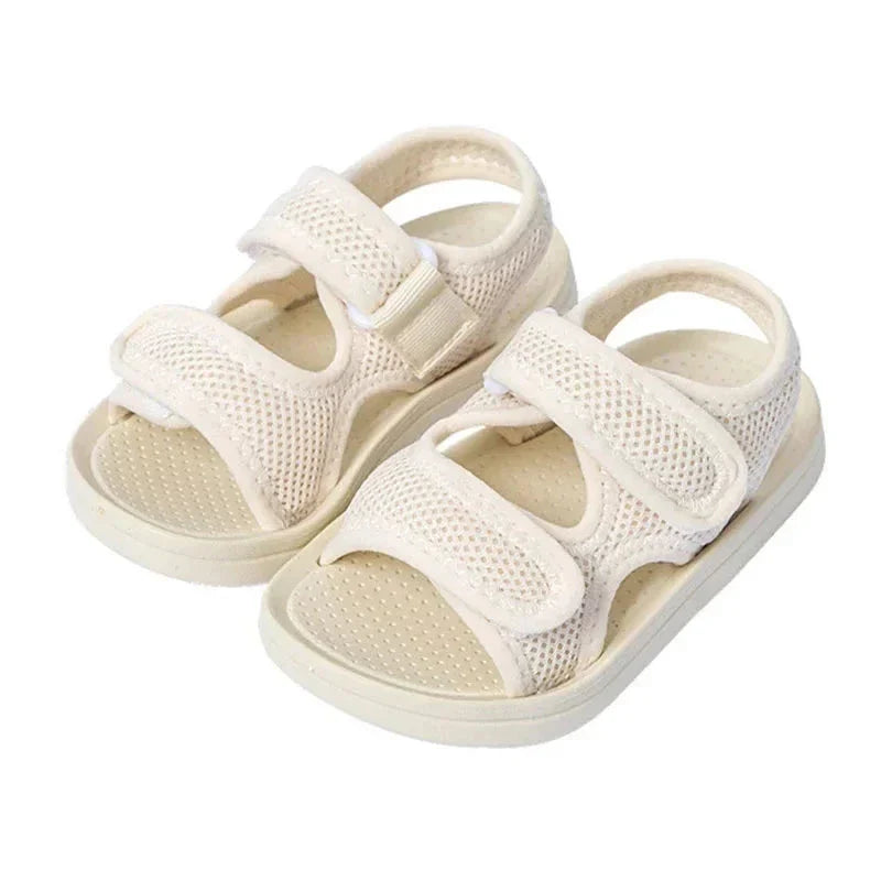 Barnsandaler med mjuka sulor och snabbtorkande design – bekväma sommarskor för barn