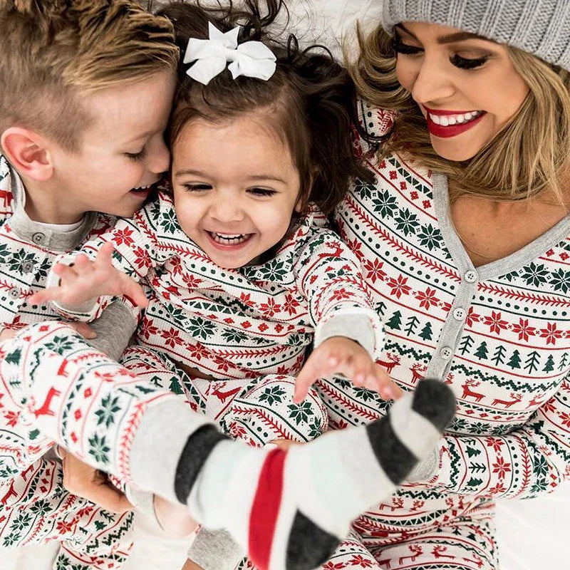 Julpyjamas för hela familjen – Matchande och bekväma set