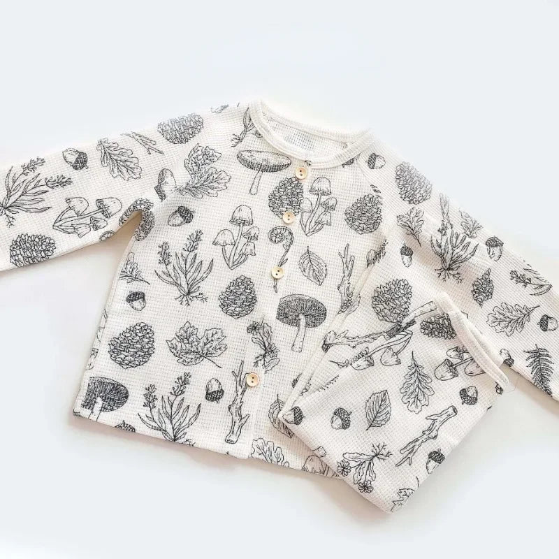 Barnpyjamas i bomull – mjuk, luftig och unisex