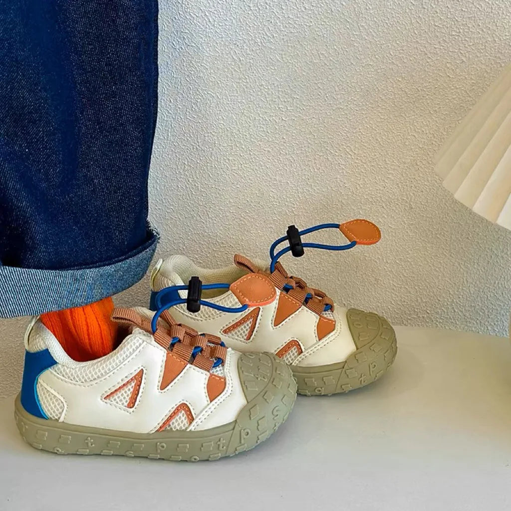 Barnsneakers – bekväma och halkfria skor för aktiva barn