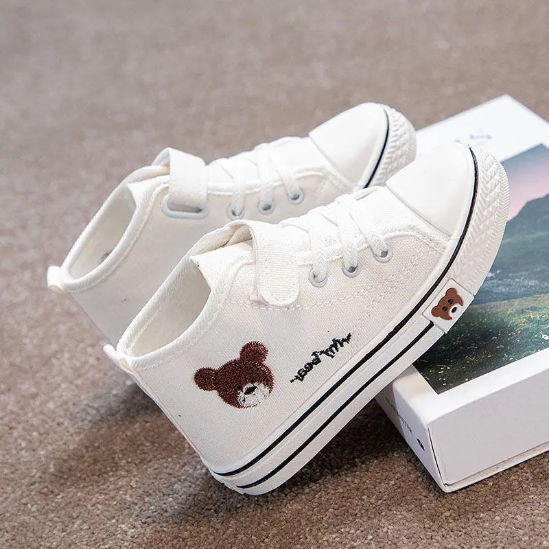 Andningsbara sneakers för barn – halkfria och bekväma