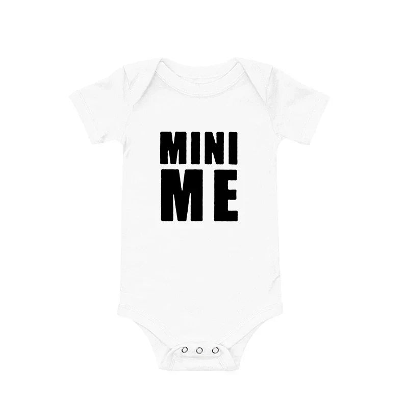 Matchande pappa-barn kläder – T-shirt och babyromper