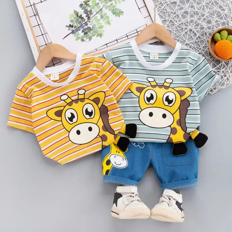 Giraffmönstrat klädset i bomull för barn – T-shirt och shorts